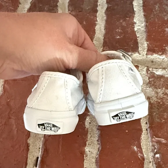 Vans White Toddler Shoes girls Mary Jane style - Picture 3 of 7